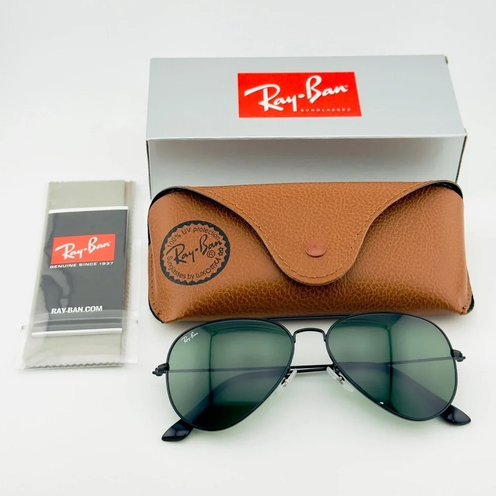 Ray-Ban Aviator Classic Sunglasses RB3025 Polished Black Frame with Green Lenses